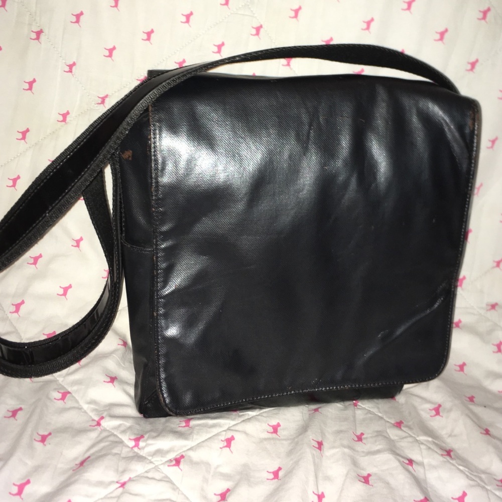 Mac leather purse