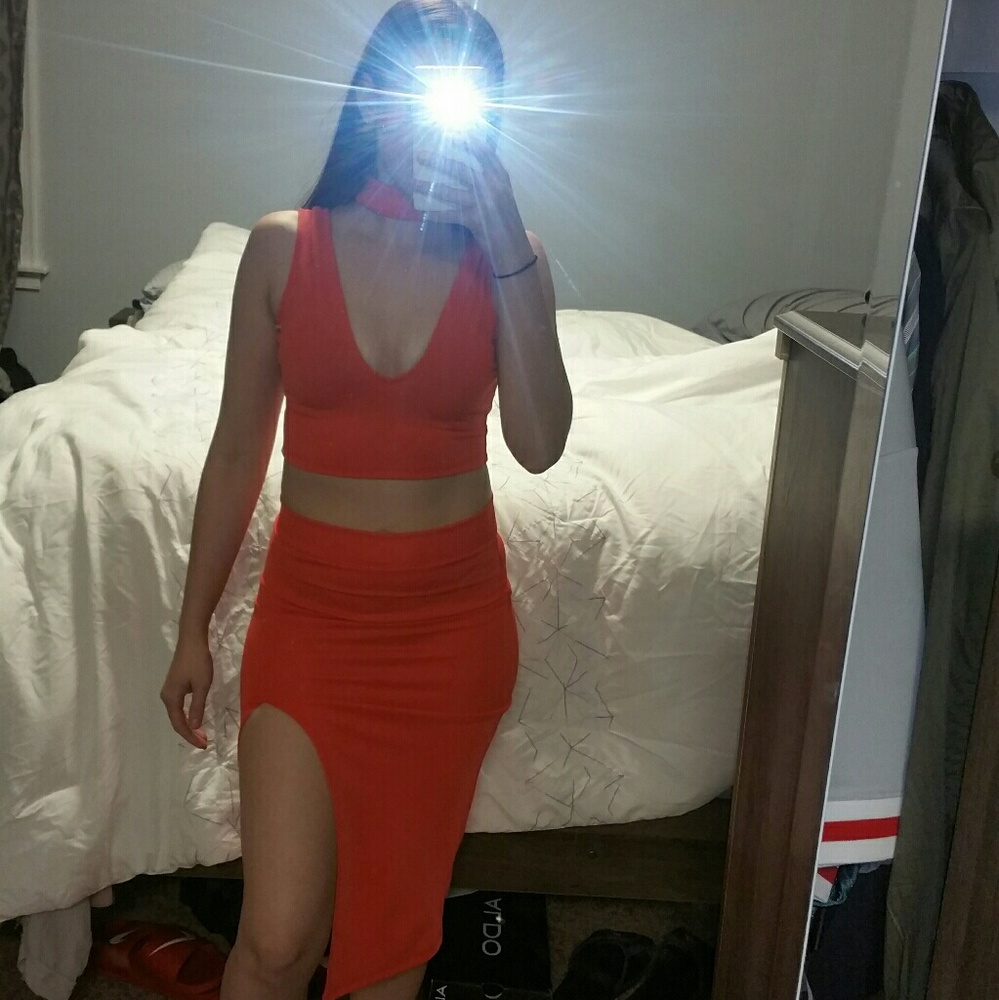 Crop top & skirt set