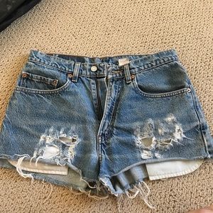 Levi's Highwaisted Jean Shorts