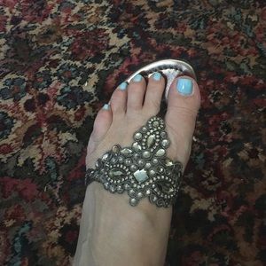 Beautiful pewter bling sandals.
