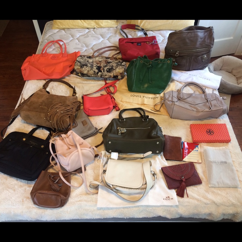Purses I'm selling! Some are not listed 💖