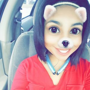 Meet your Posher, Stephanie