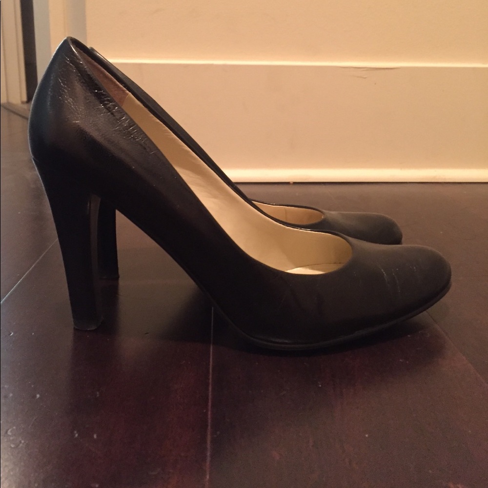 Ralph Lauren Zamora Black Leather Pumps Size 6