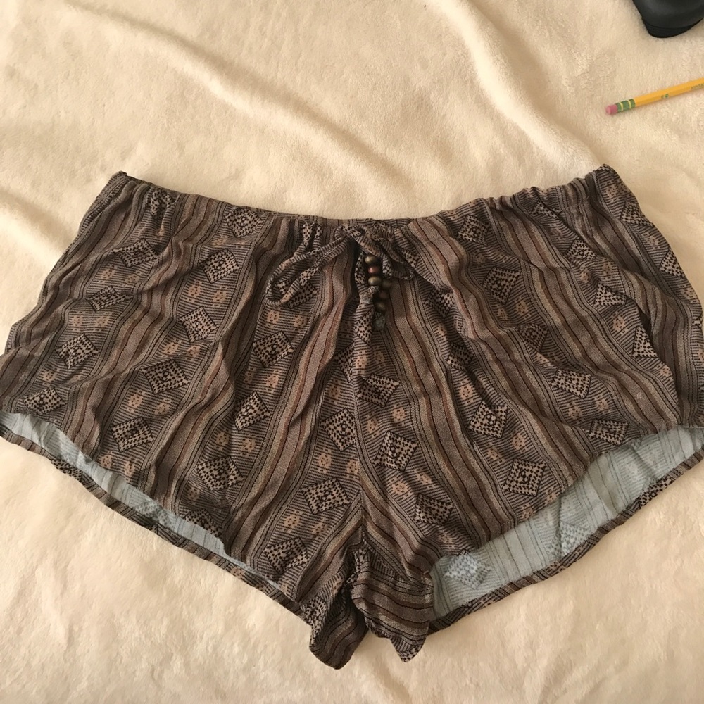 CHASOR Fabric Aztec Print Shorts