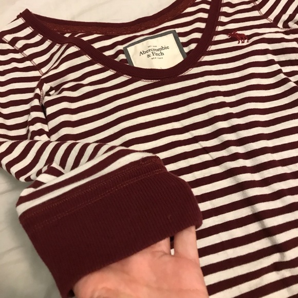 A&F top - Picture 3 of 5