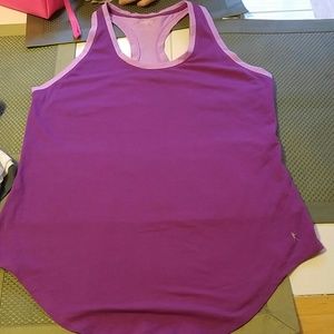 Daskin Now purple workout top