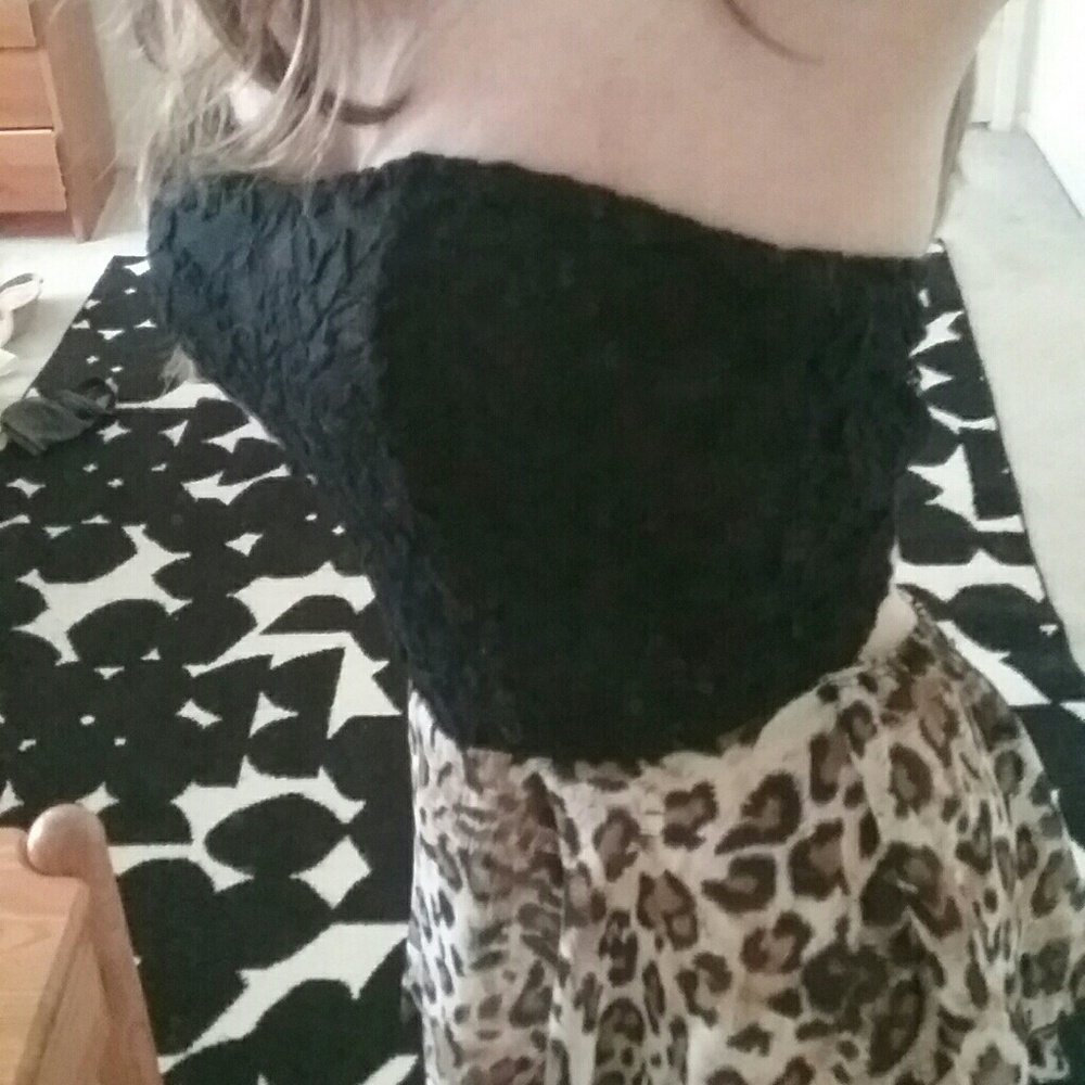 Black and Leapord Print Top