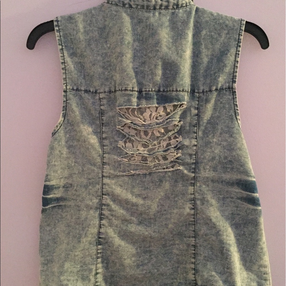 Jean Tank - Picture 2 of 2