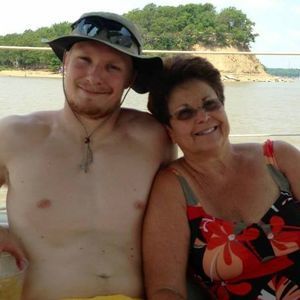 Meet your Posher, Loretta