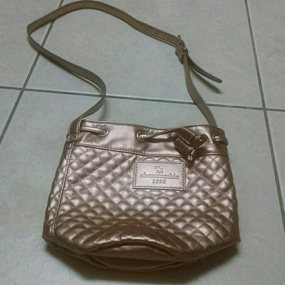 Abercrombie gold purse crossbody
