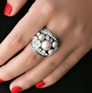 Paparazzi Ring