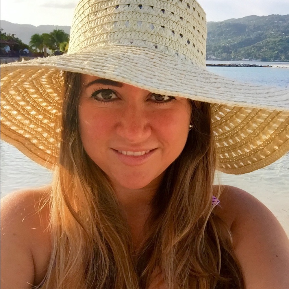 Meet your Posher, Cristie