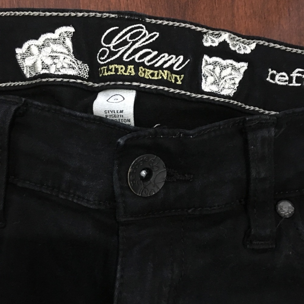Black Skinny jeans - Picture 2 of 6
