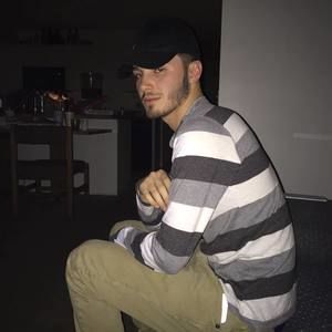 Meet your Posher, Nicholas