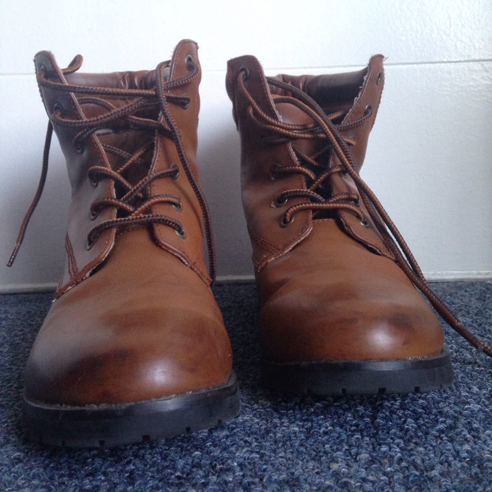 🆕Brown Faux Leather Boots