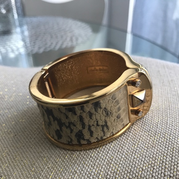 REDUCED! Stella & Dot snakeskin statement bracelet - Picture 2 of 3