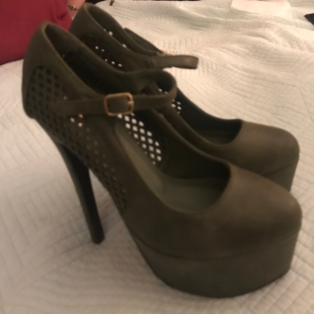 Army green high heels