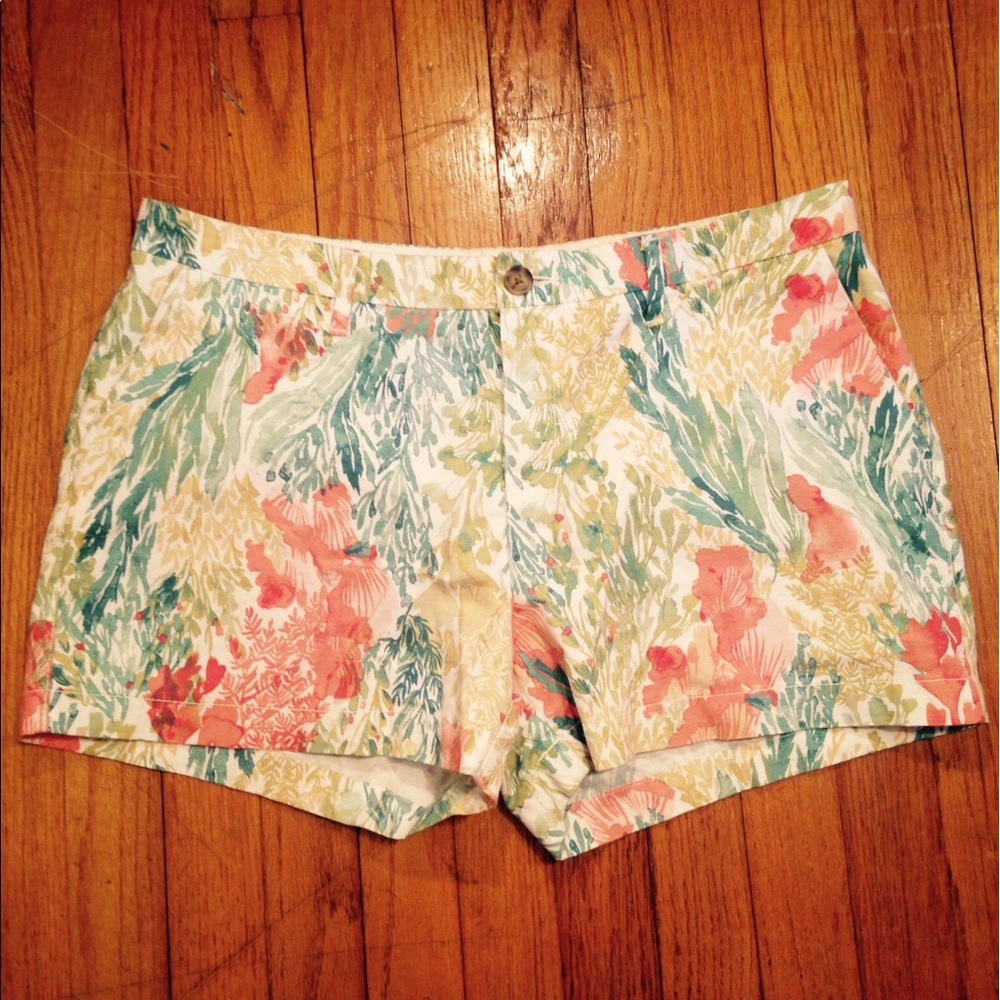 Old navy floral relaxed fit shorts