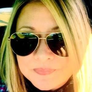 Meet your Posher, Daphne