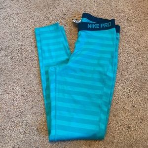 NIKE PRO compression leggings