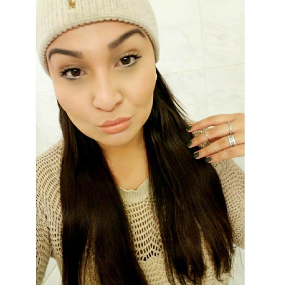 Meet your Posher, Christina