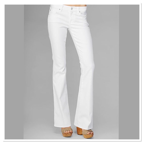 "A" Pocket Flare in Clean White. SKU: AU130Y374C - Picture 2 of 8