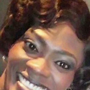 Meet your Posher, Valerie