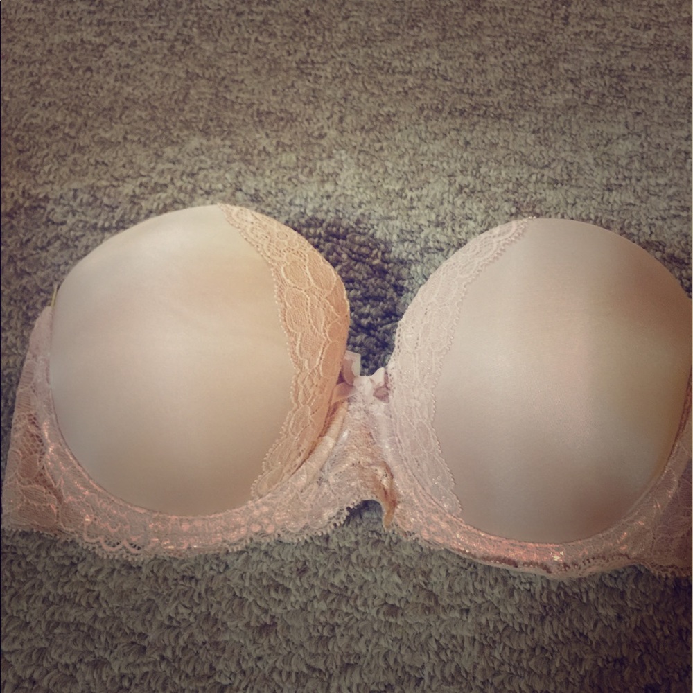 Strapless bra
