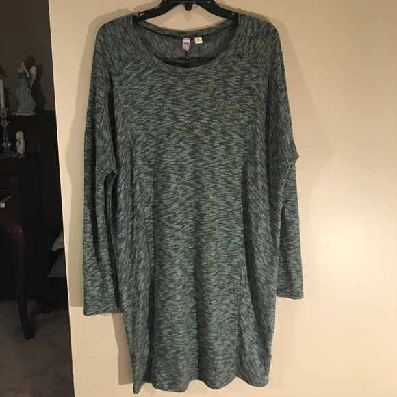 alya clothing sweater