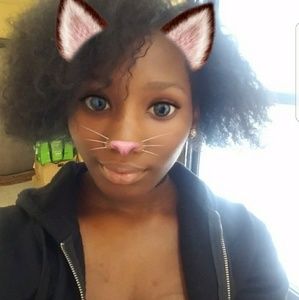 Meet your Posher, Diajsha