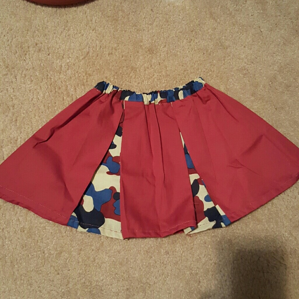 Pleated skirt