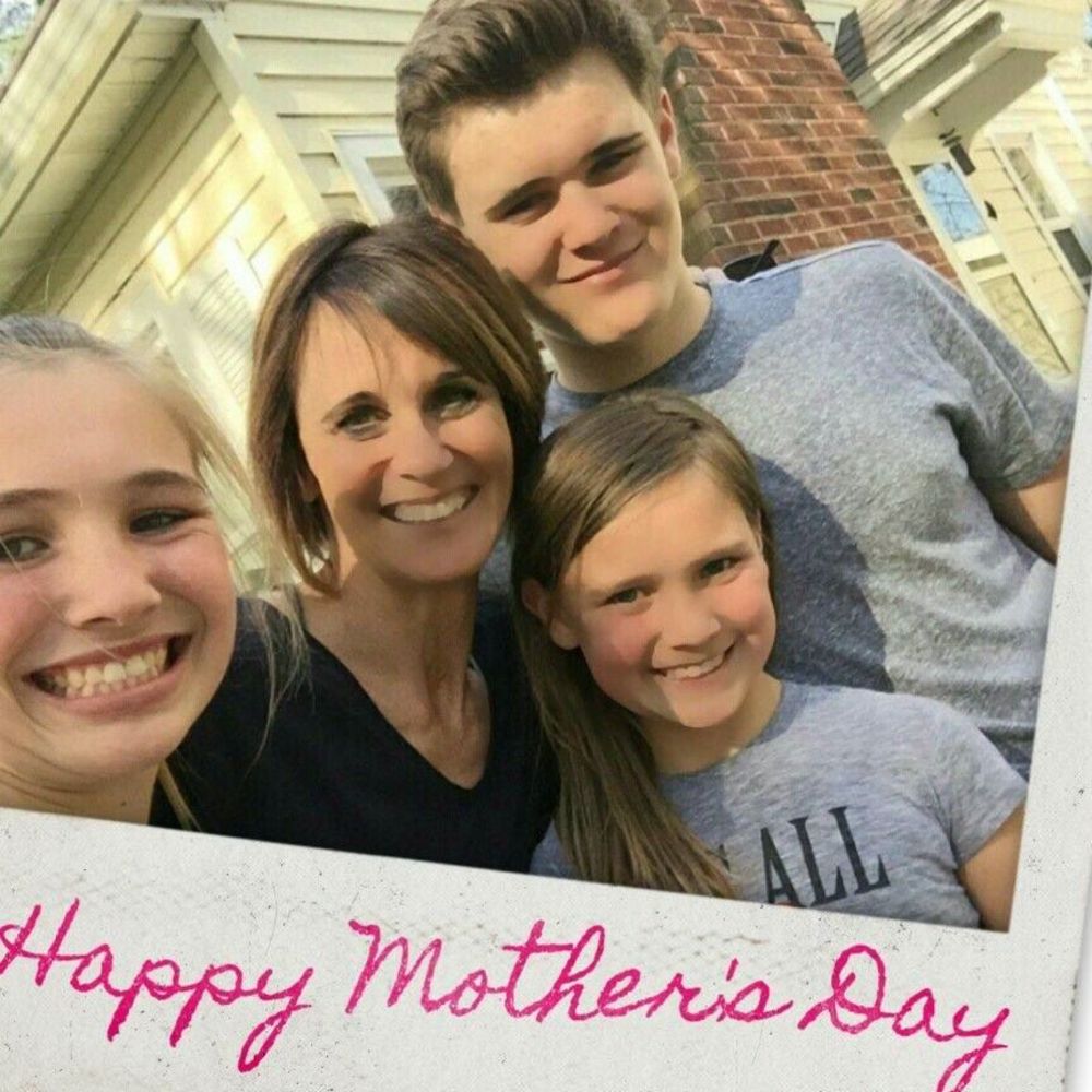 Meet your Posher, Kelly