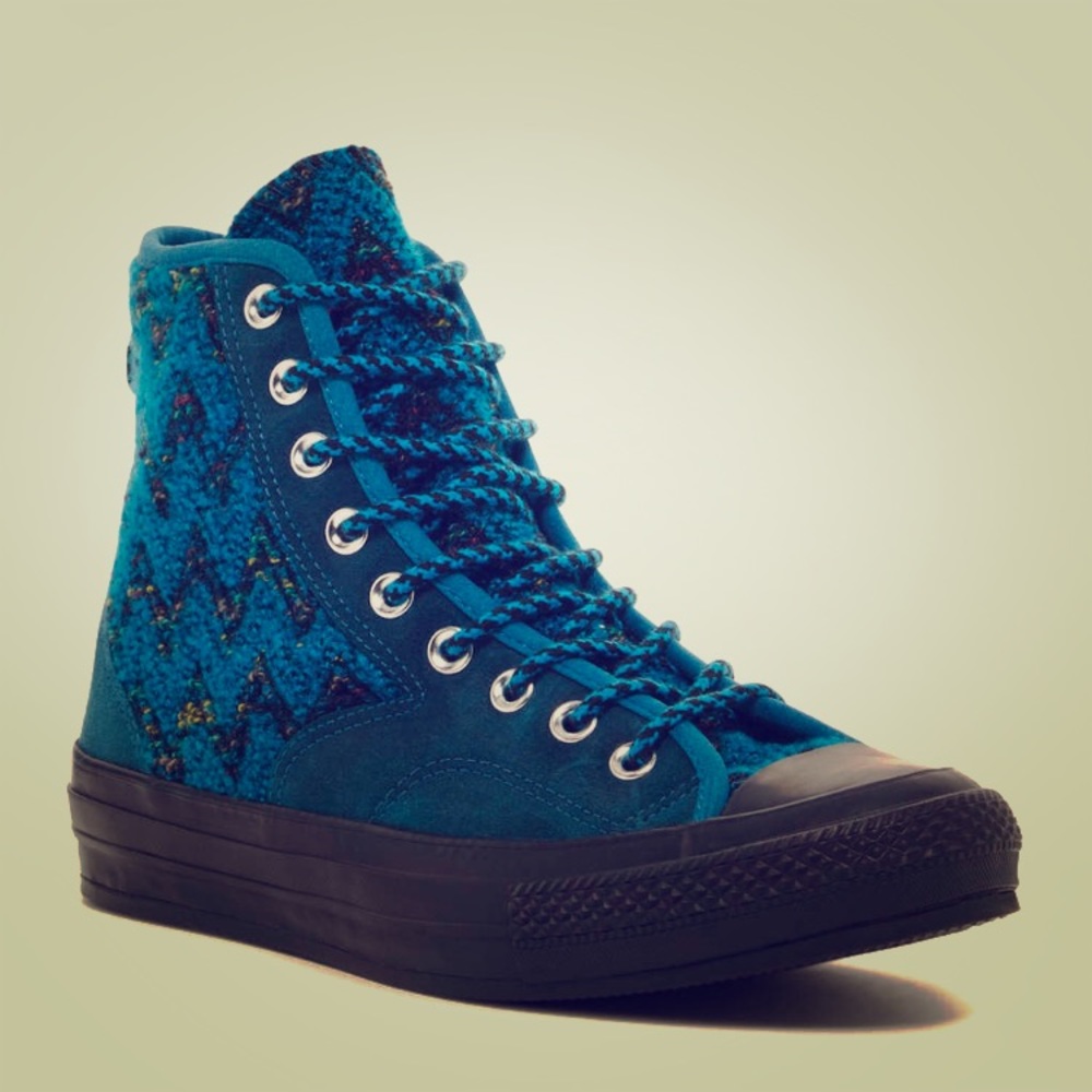 Chuck Taylor high top! Worn once!