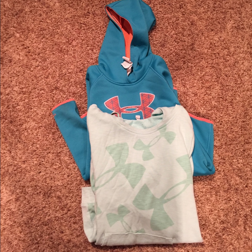 Bundle of Under Armor sweatshirts