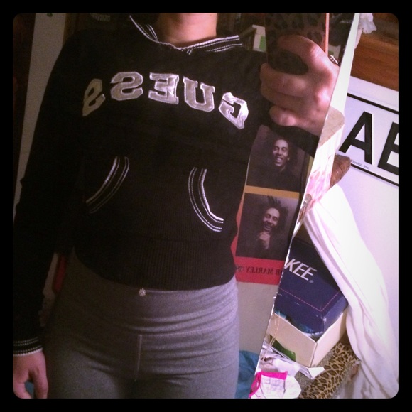 Guess sweater - Picture 2 of 4