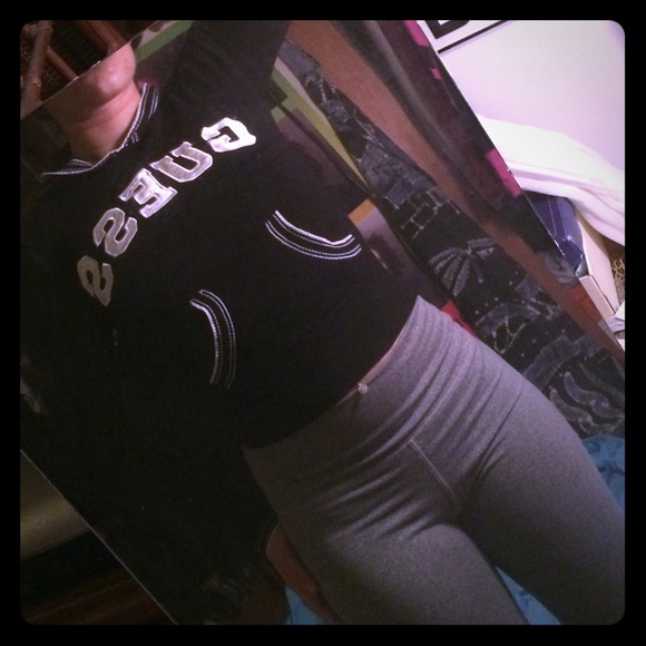 Guess sweater - Picture 3 of 4