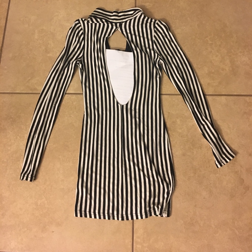 Guess Dress - Picture 2 of 4