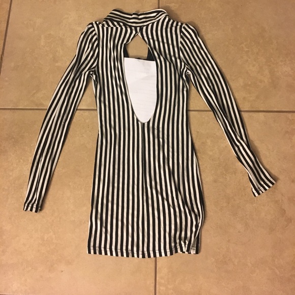 Guess Dress - Picture 2 of 4