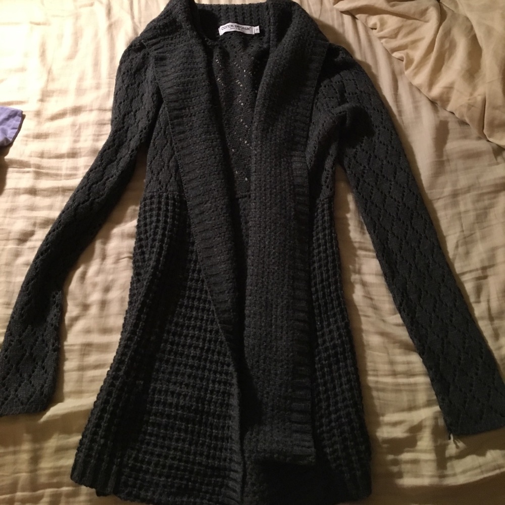 gray knit cardigan