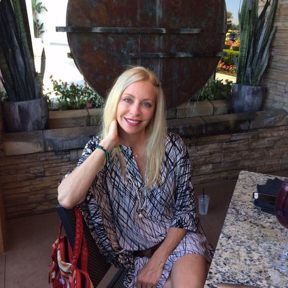 Meet your Posher, Tamara - Picture 1 of 1