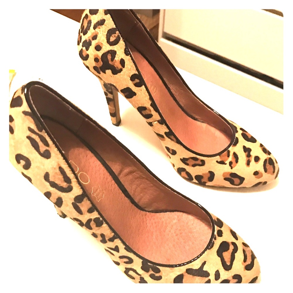 Aldo Leopard prong stilettos