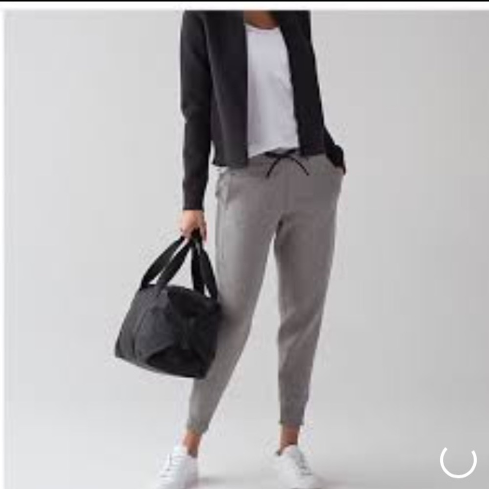 NWT Lululemon NTS Jogger Pants Sz 4 Grey