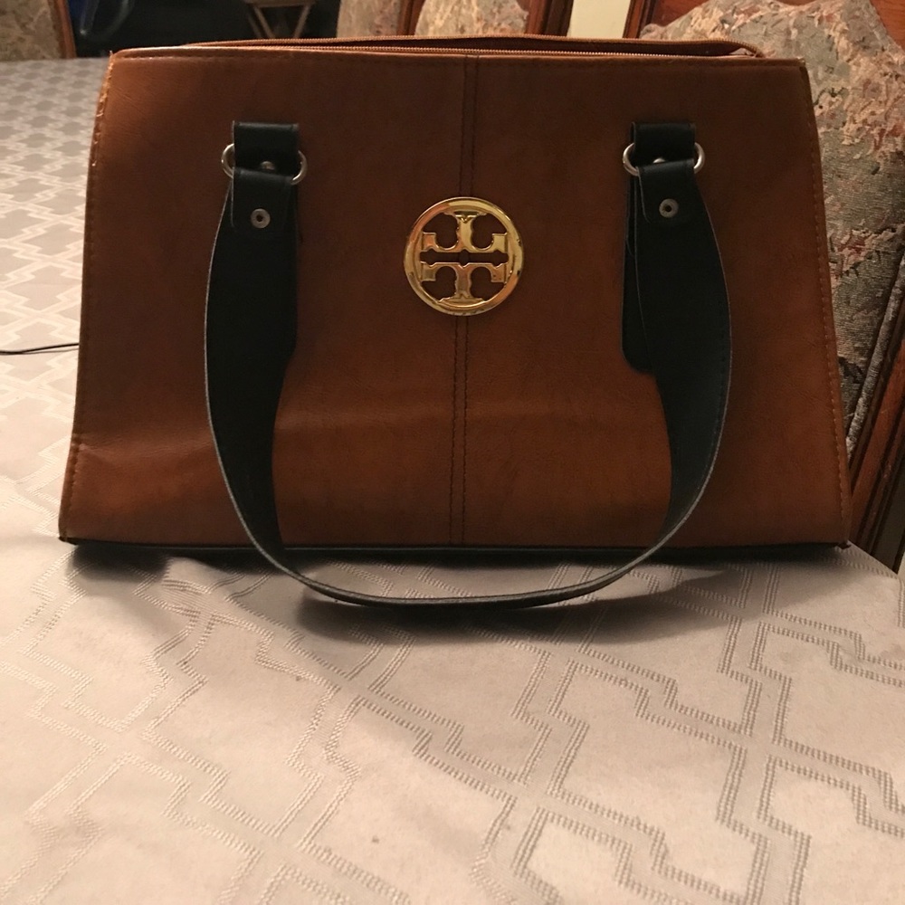 Tory burch purse