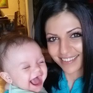 Meet your Posher, Ramona elena