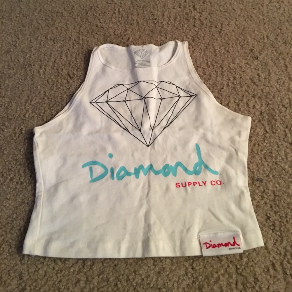 Diamond crop top
