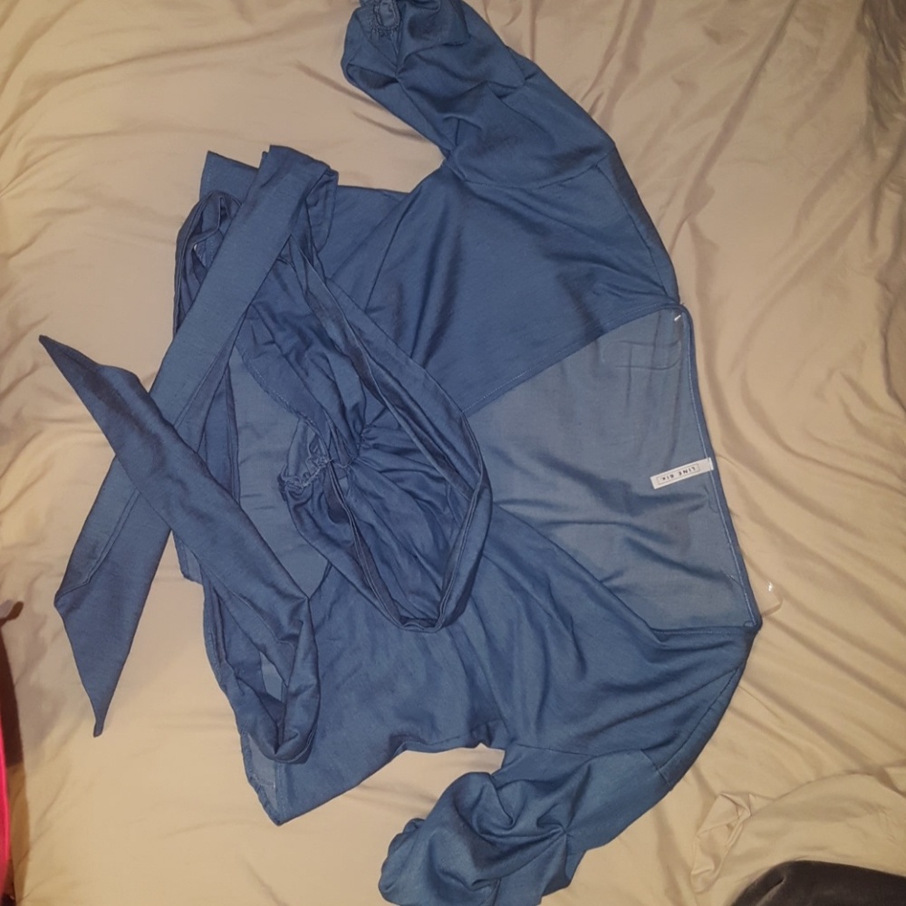 Denim tie around shirt