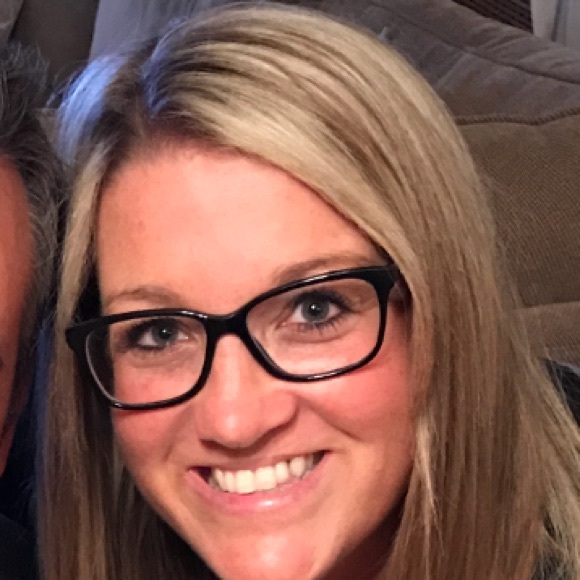 Meet your Posher, Jami - Picture 1 of 1
