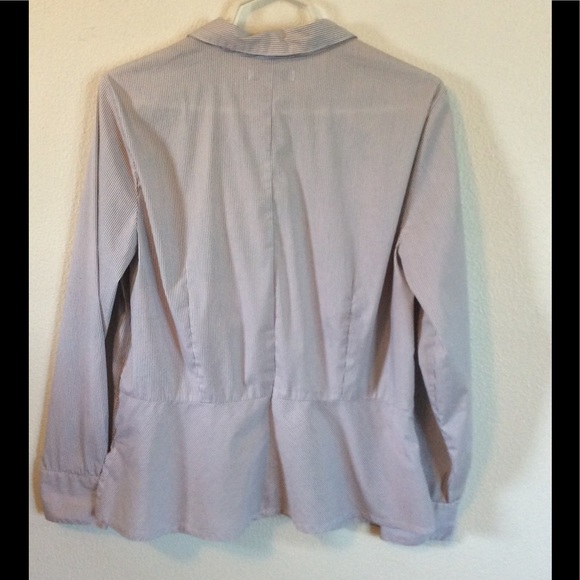 LIZ CLAIBORNE WHITE W/PIN STRIPE BLOUSE, SIZE XL - Picture 3 of 4