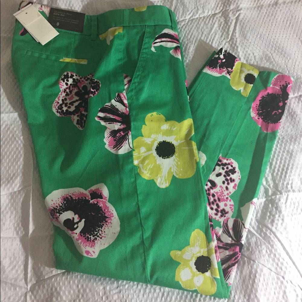 NEW WITH TAGS: J.Crew Floral Crop Pants size 0