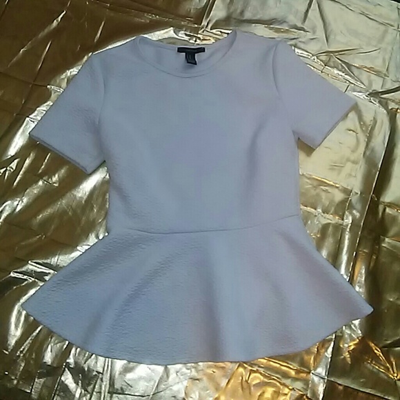 SOLD Forever 21 Top - Picture 1 of 2